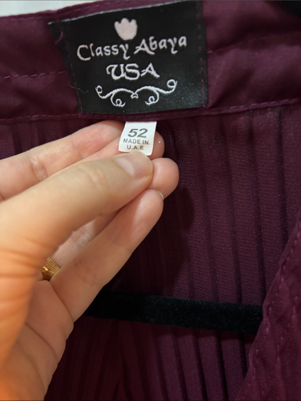 Open Pleated Abaya Dress in Deep Plum - Picture 7 of 7